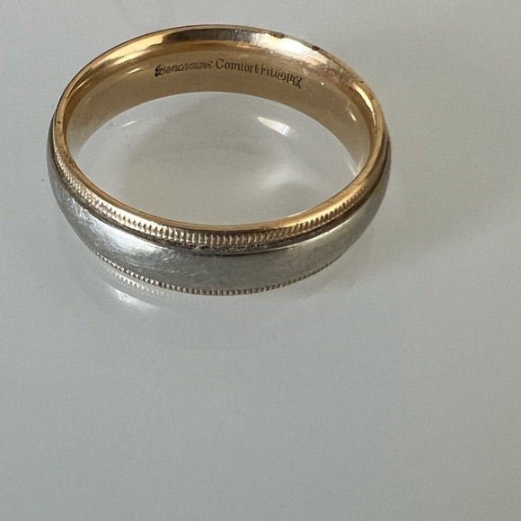 Benchmark Comfort-fit Other - Benchmark Comfort-fit 14k Mens band